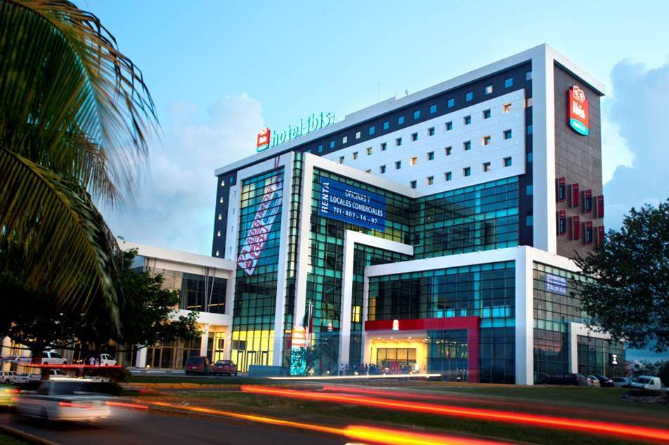 Ibis Cancun Centro Exteriör bild
