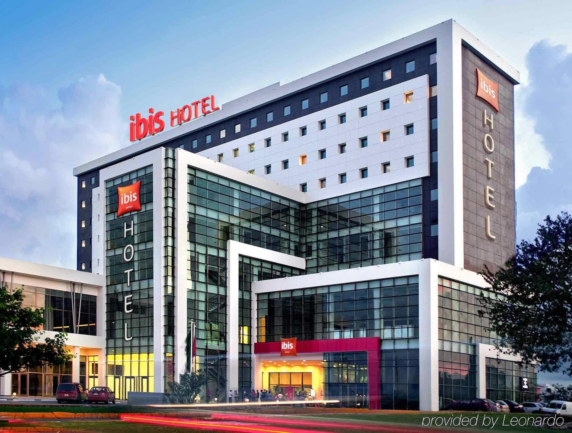 Ibis Cancun Centro Exteriör bild